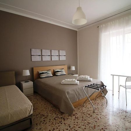 Giuffrida Apartment Rooms Catane Extérieur photo