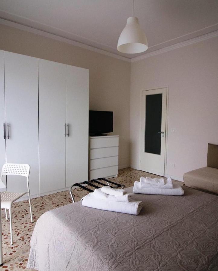 Giuffrida Apartment Rooms Catane Extérieur photo
